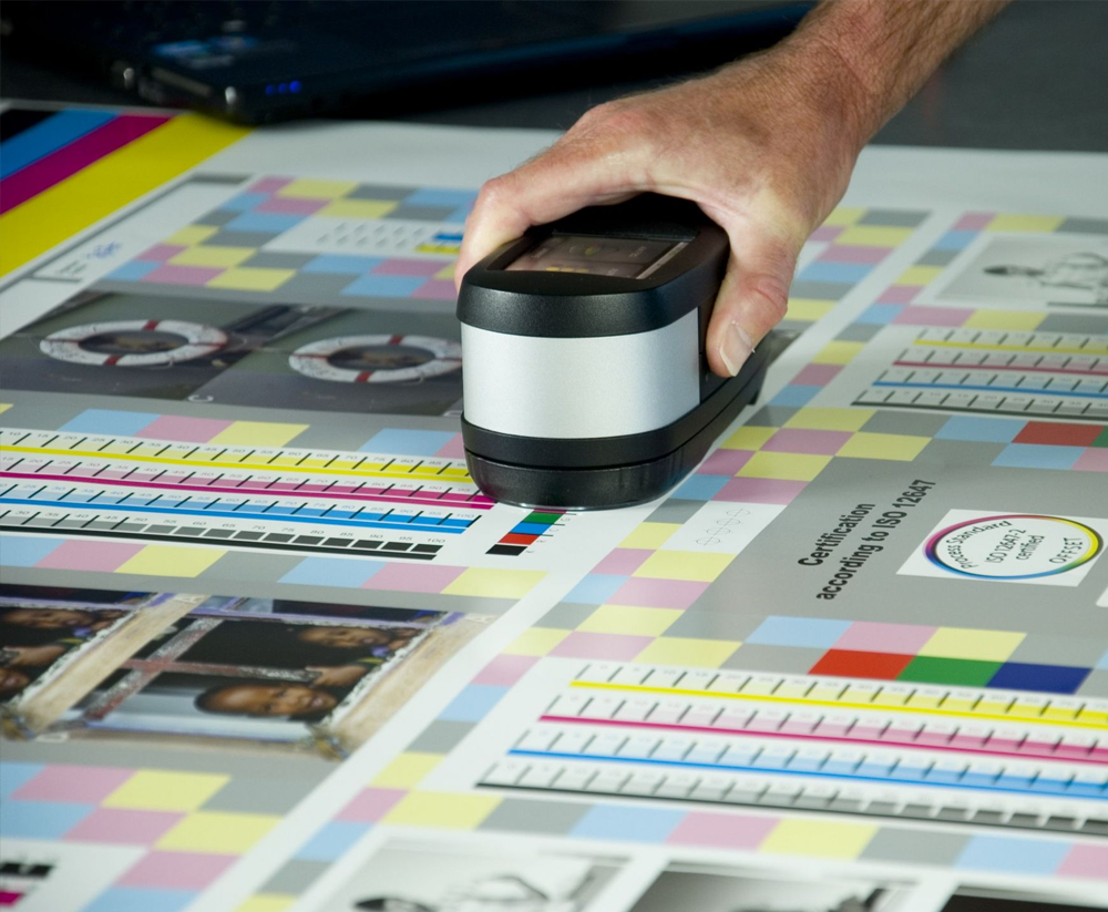 استاندارد سازی چاپ افست